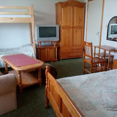 Zodiac House Pensiune *